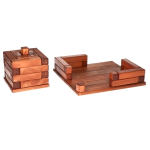 Zestaw drewnianych akcesoriów. Cukierniczka, Serwetnik.